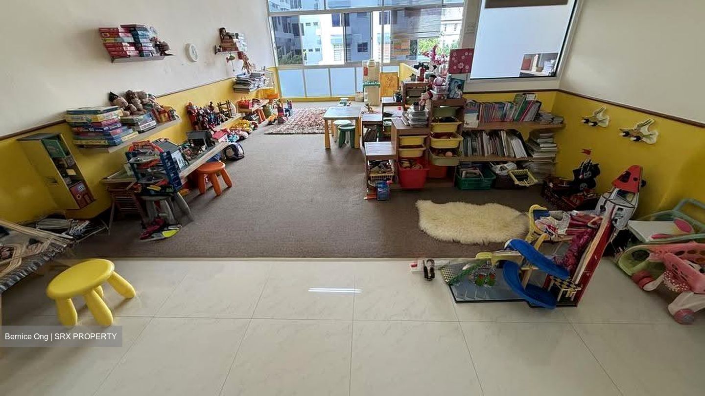 Bright Centre (D15), Office #638083851